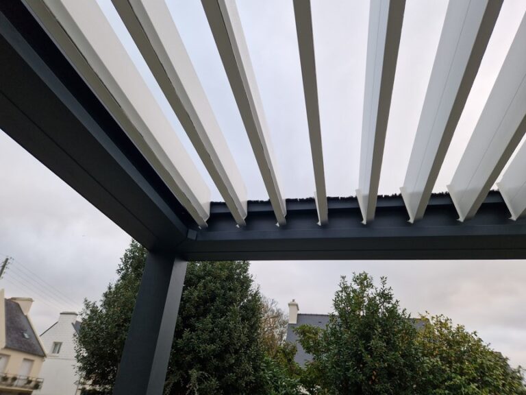 Pergola à lames orientables Lesneven